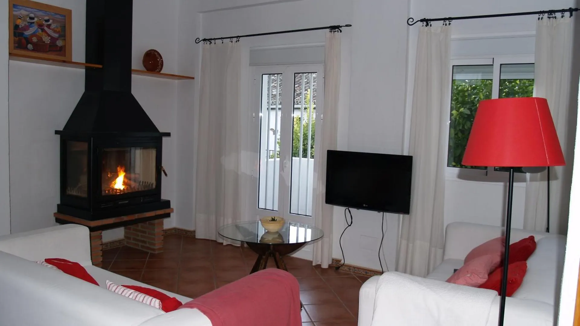 Casa De Abajo contacts